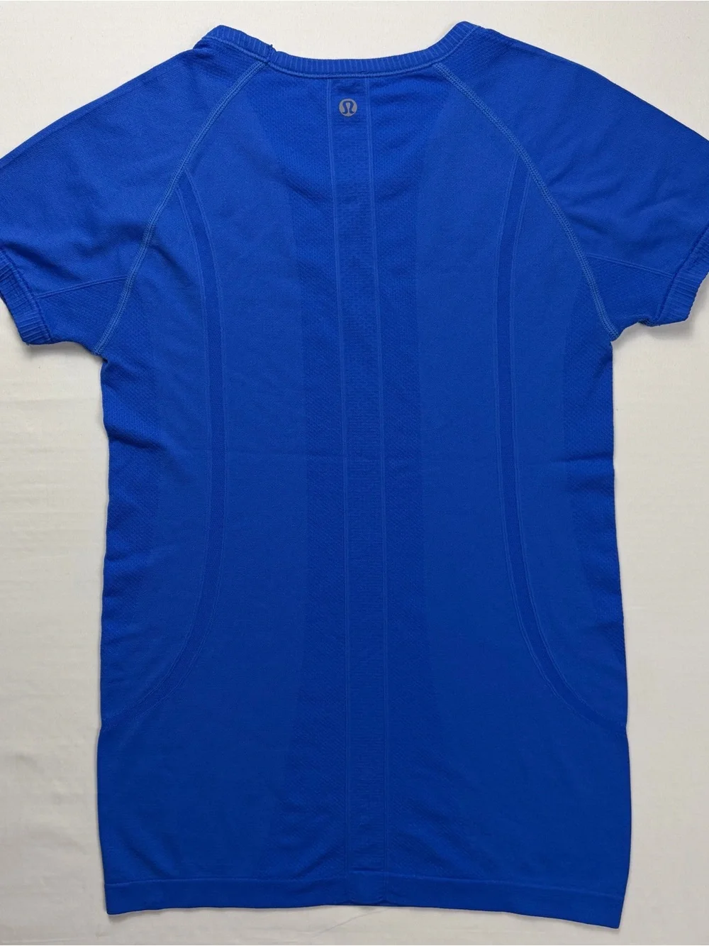 Lululemon Run Swiftly Tech Short Sleeve Size 4 Pigment Blue